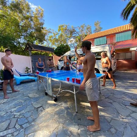 Hostel Dolphins Backpackers Sunshine Beach Exteriér fotografie