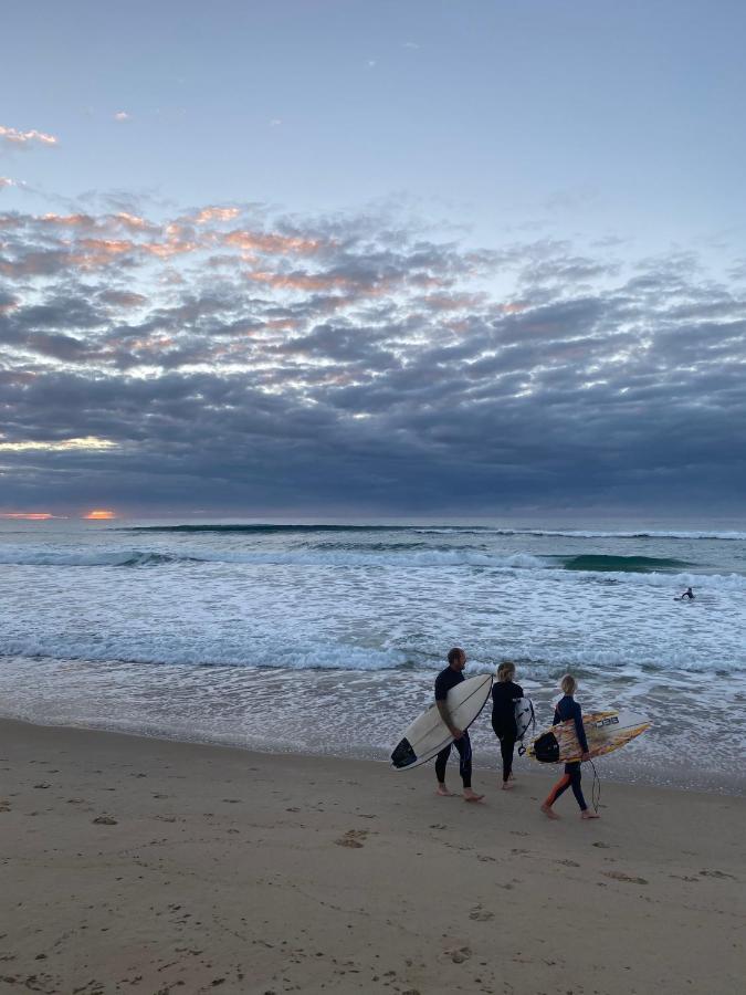 Hostel Dolphins Backpackers Sunshine Beach Exteriér fotografie