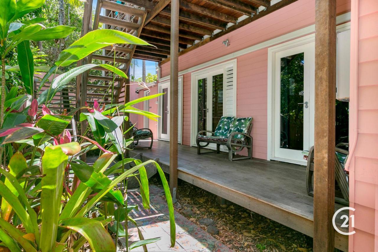 Hostel Dolphins Backpackers Sunshine Beach Exteriér fotografie